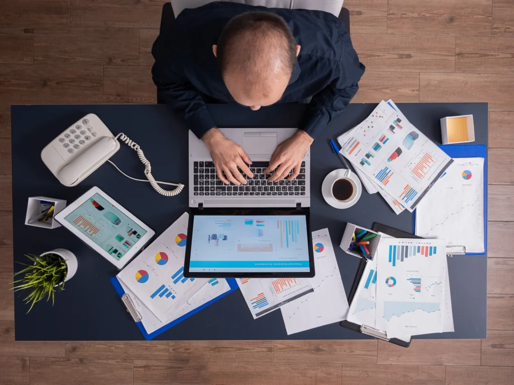 free accounting software vs paid accounting software comparison for small businesses